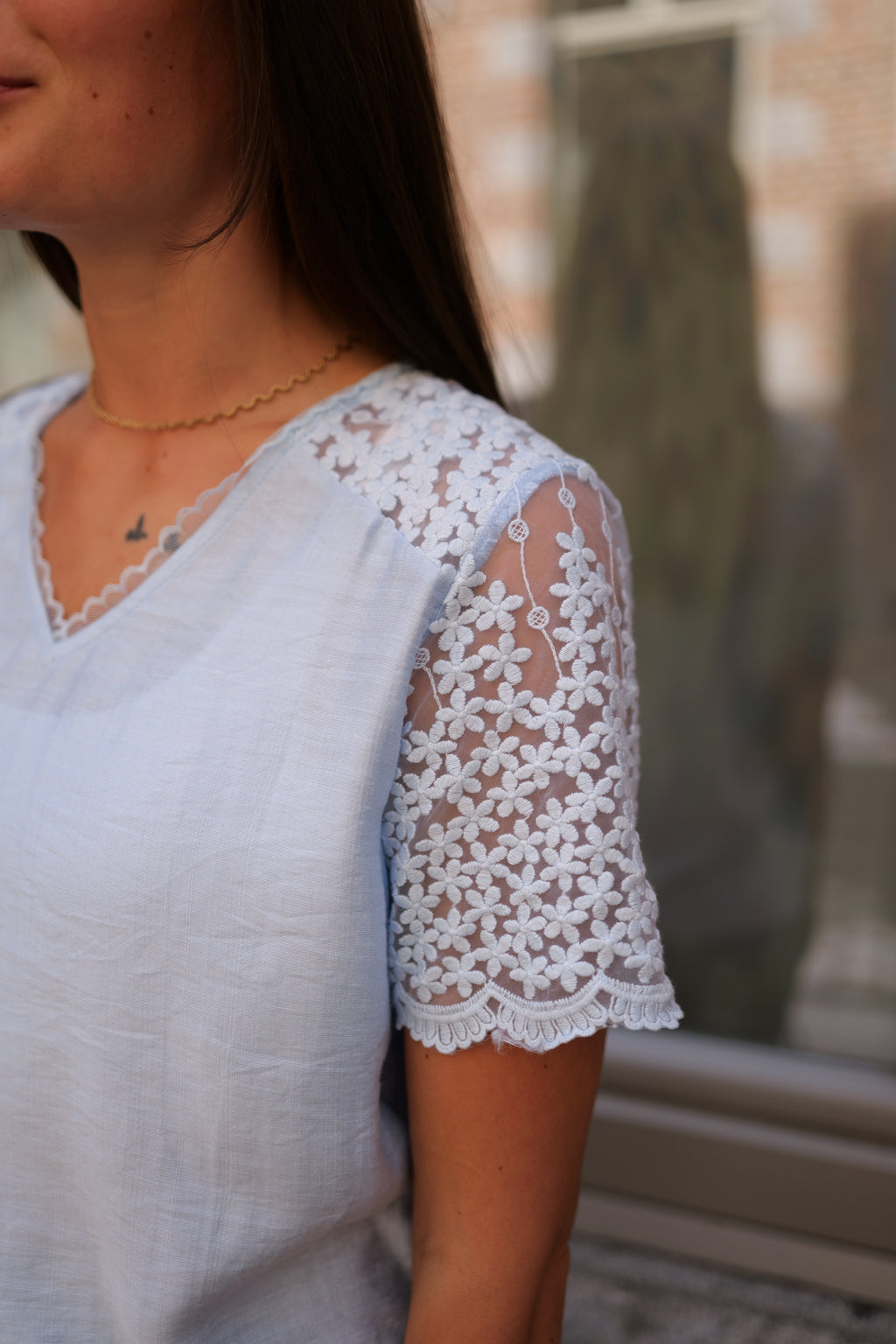 Blouse épaule dentelle