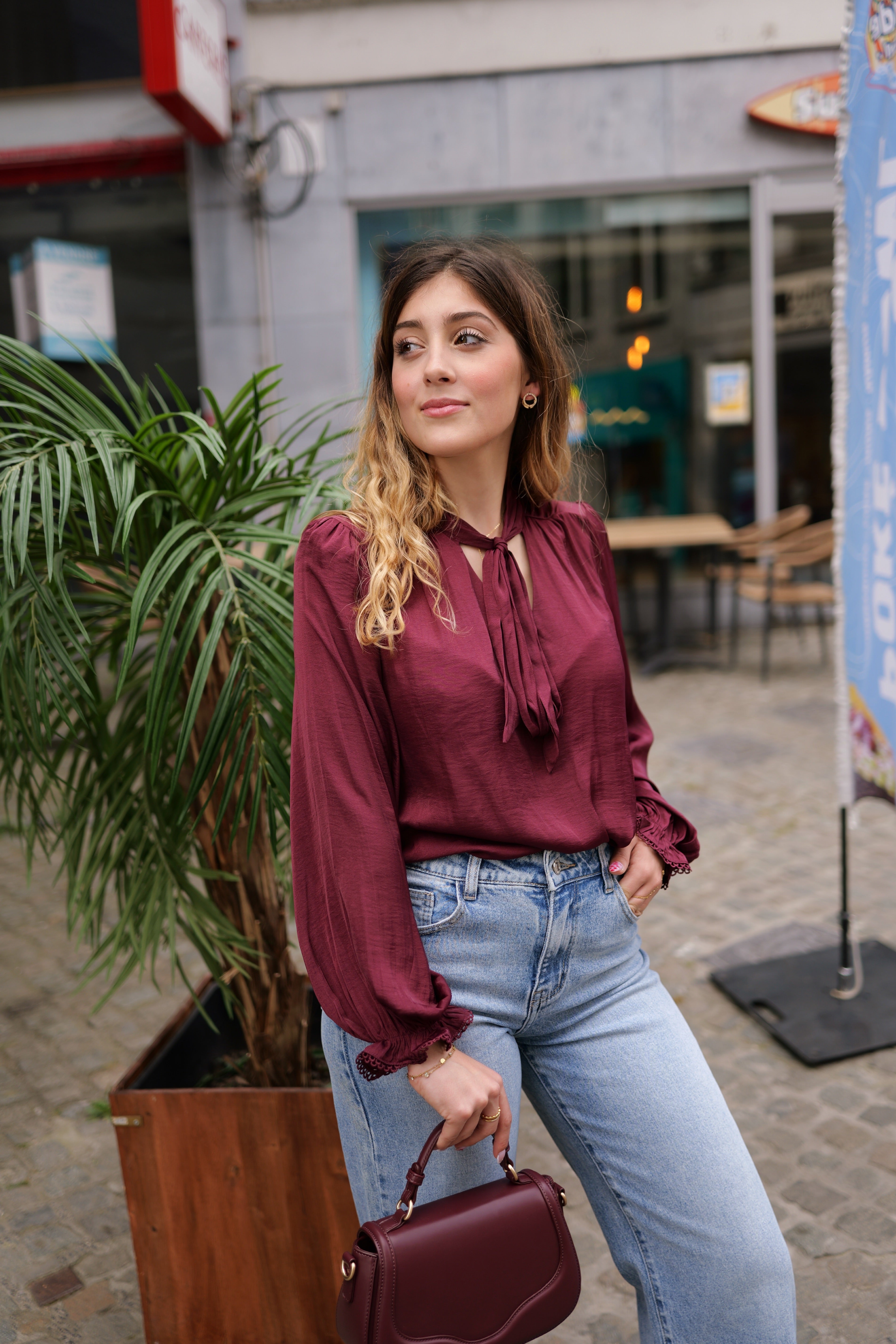 Blouse lavallière