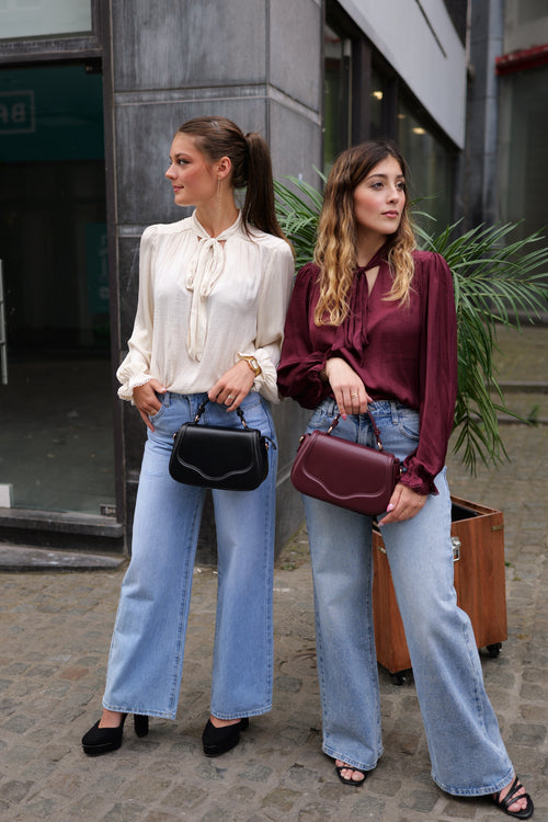 Blouse lavallière