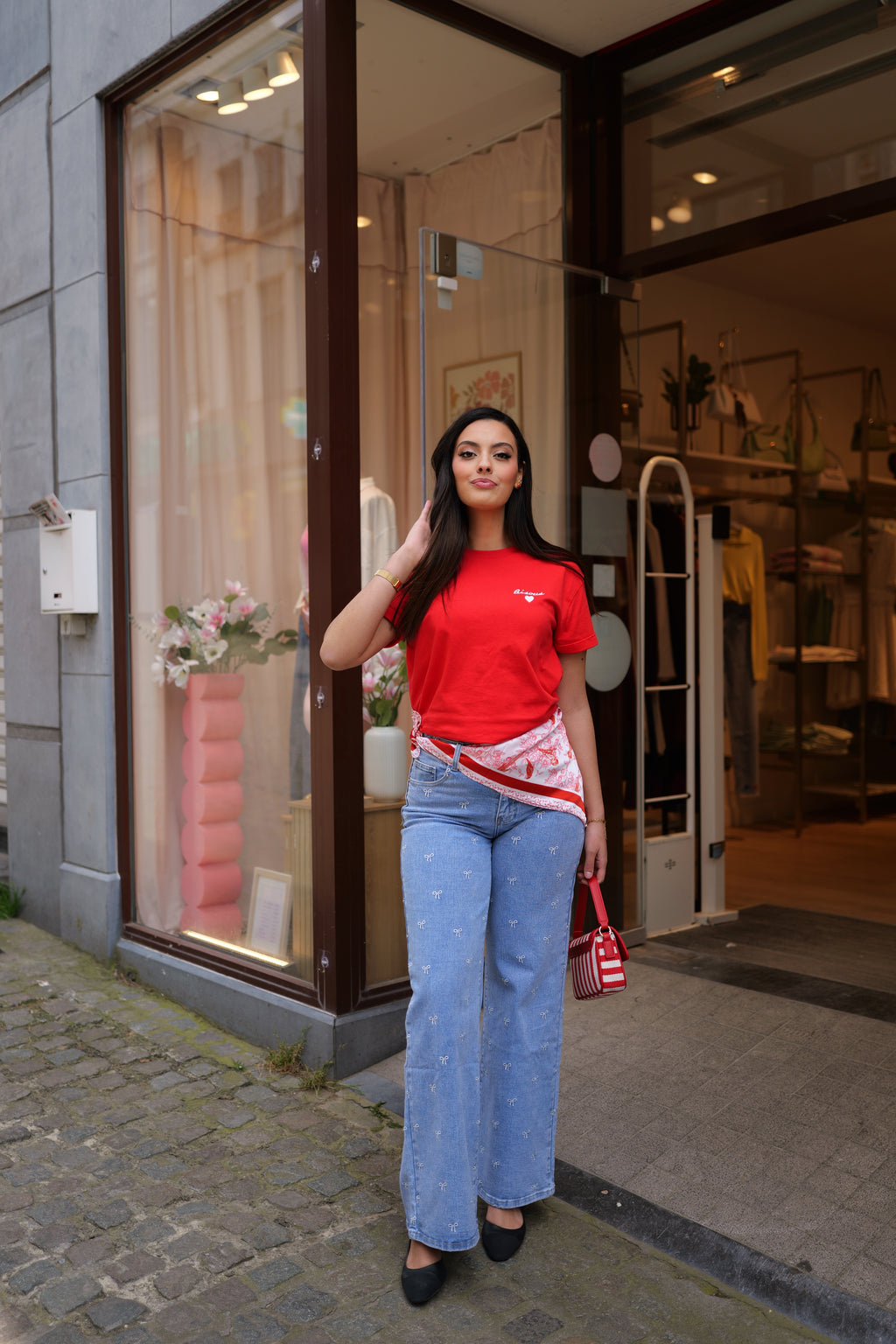 T-shirt rouge bisous