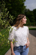 Blouse crochet blanche