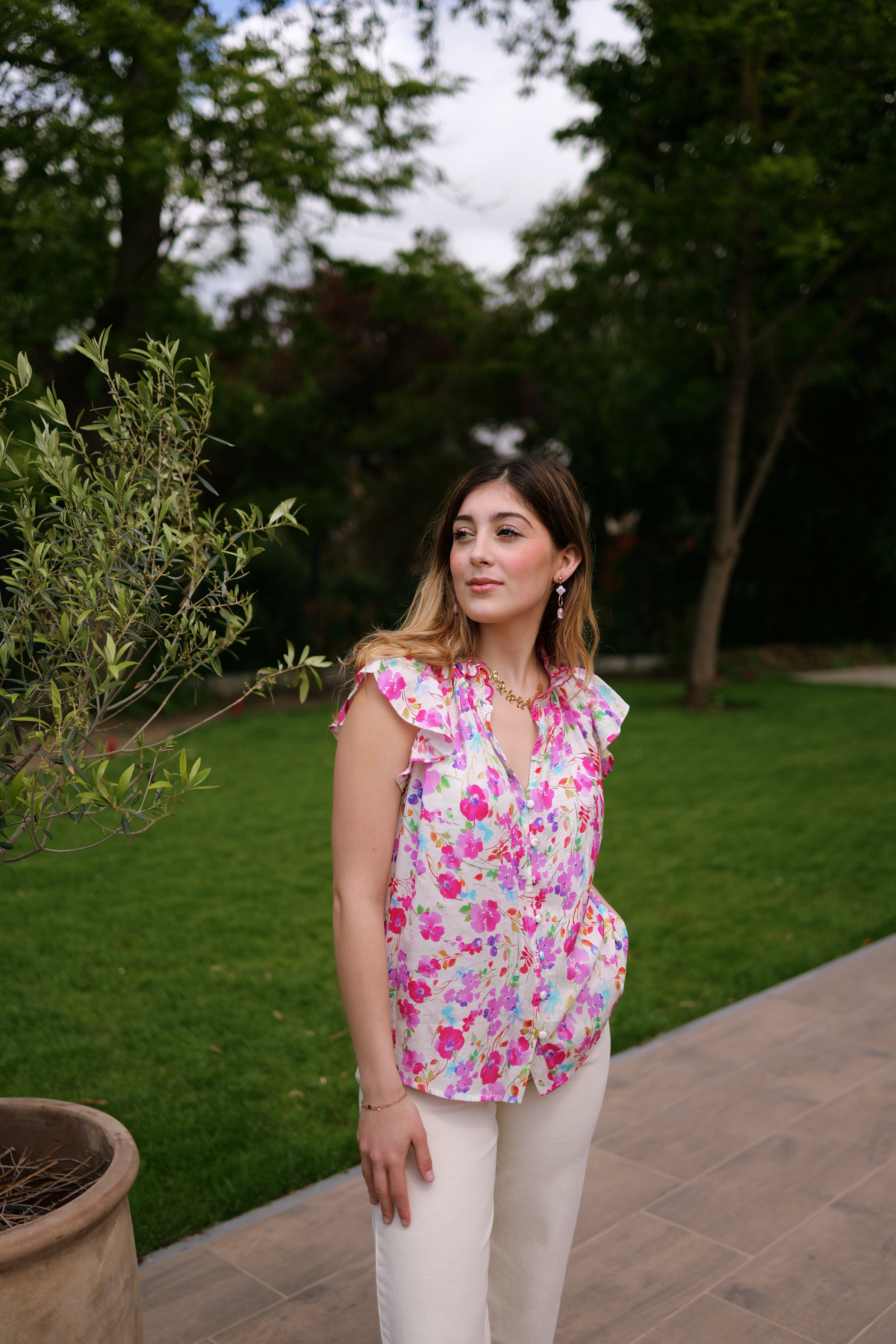 Blouse fleurie à volants