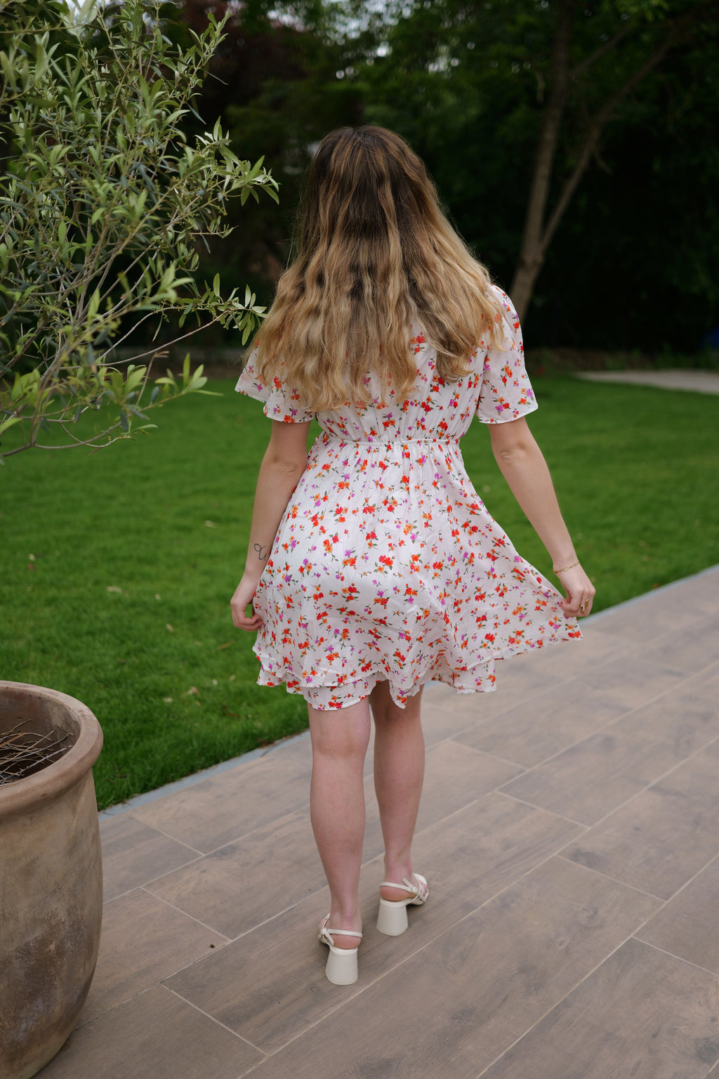 Robe courte fleurie