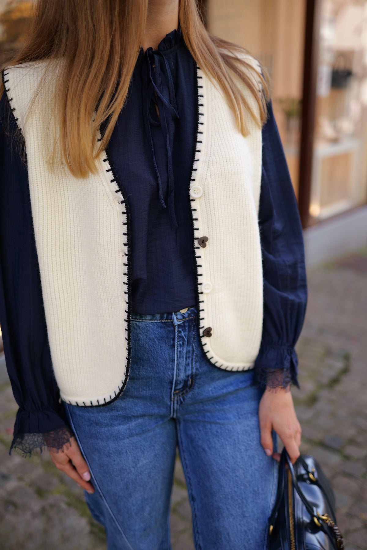 Gilet écru sans manches